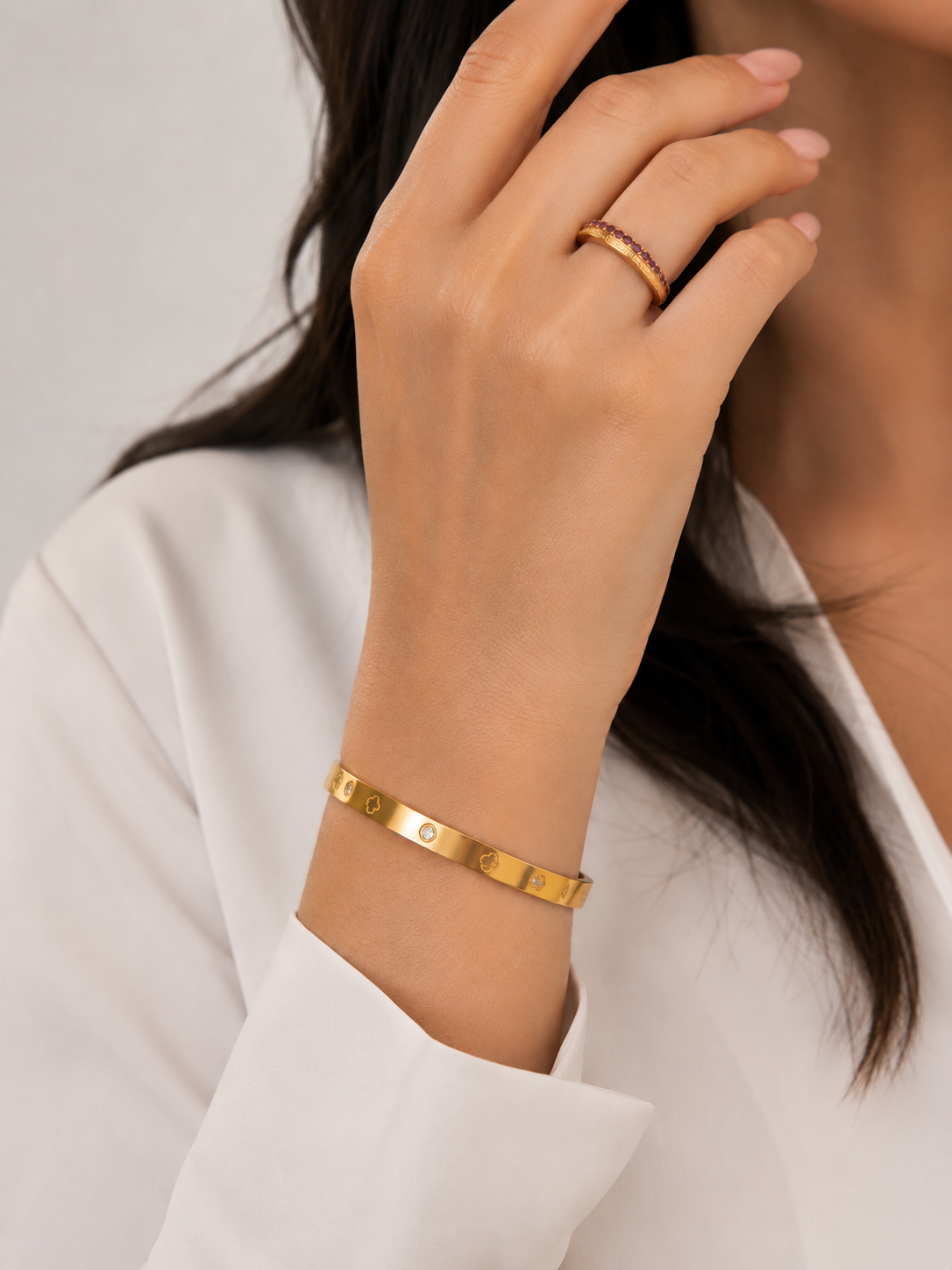 Five Flower Clover Bangle