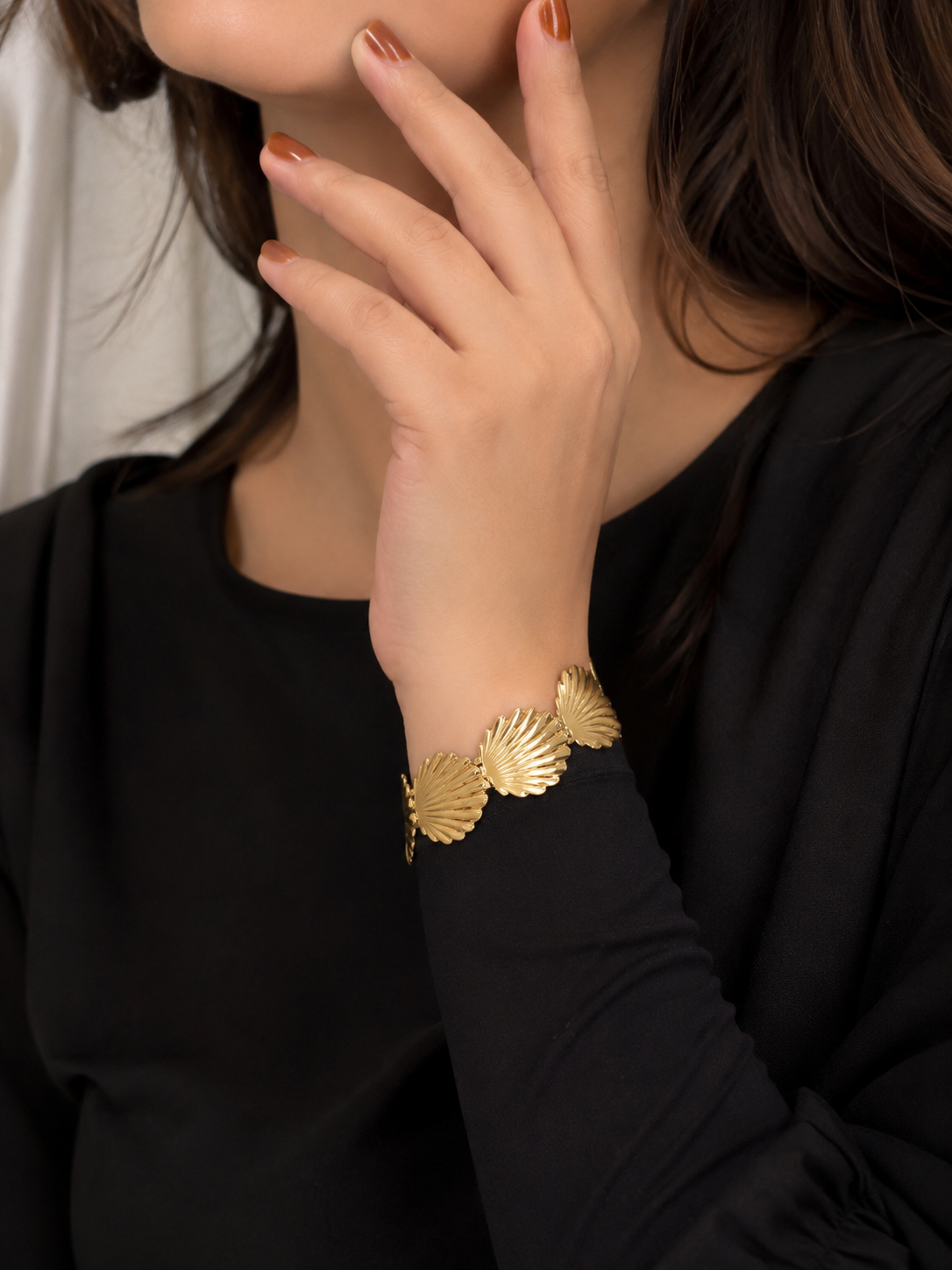 Golden Shell Bangle