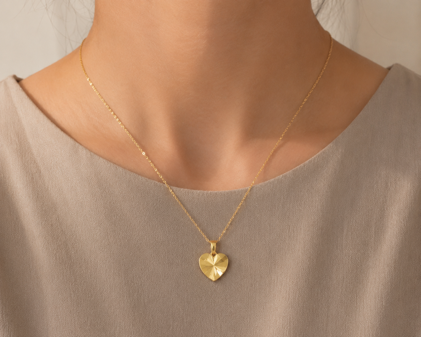 Radiant Heart Gold Necklace