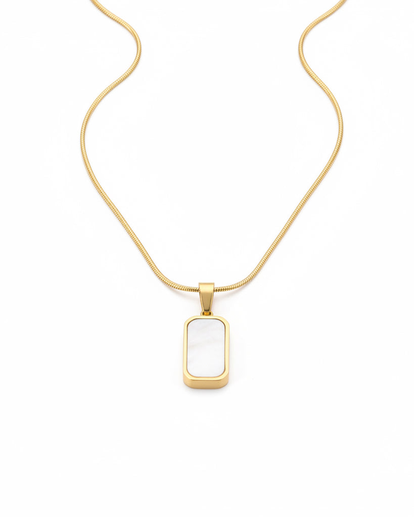Luna Noir Necklace