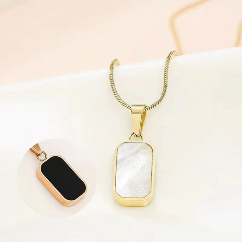 Luna Noir Necklace