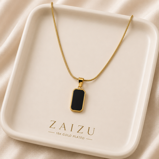 Luna Noir Necklace